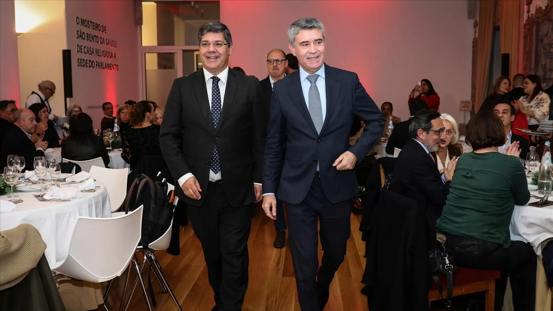 Carneiro avisa esquerda: "Pulverização de votos beneficia a direita"