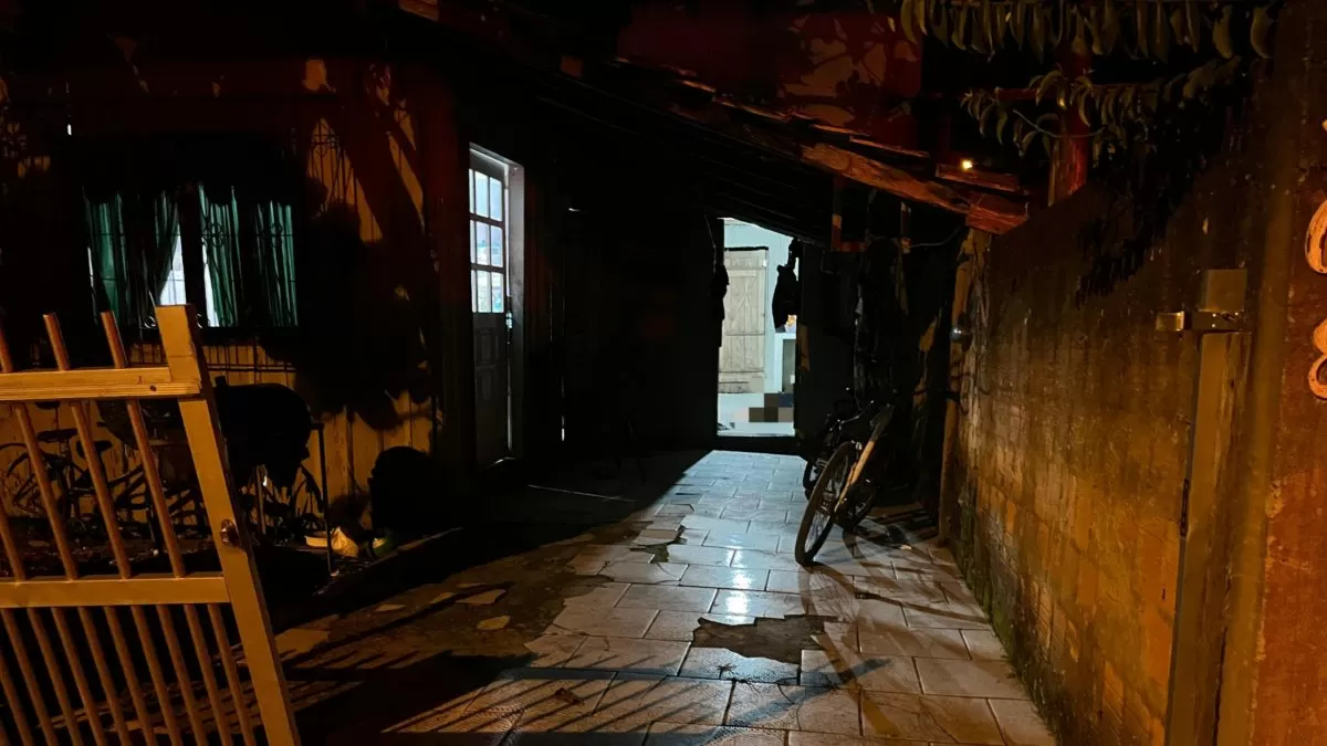 Homem é encontrado ensanguentado dentro de casa após sofrer tentativa de homicídio em Ilhota