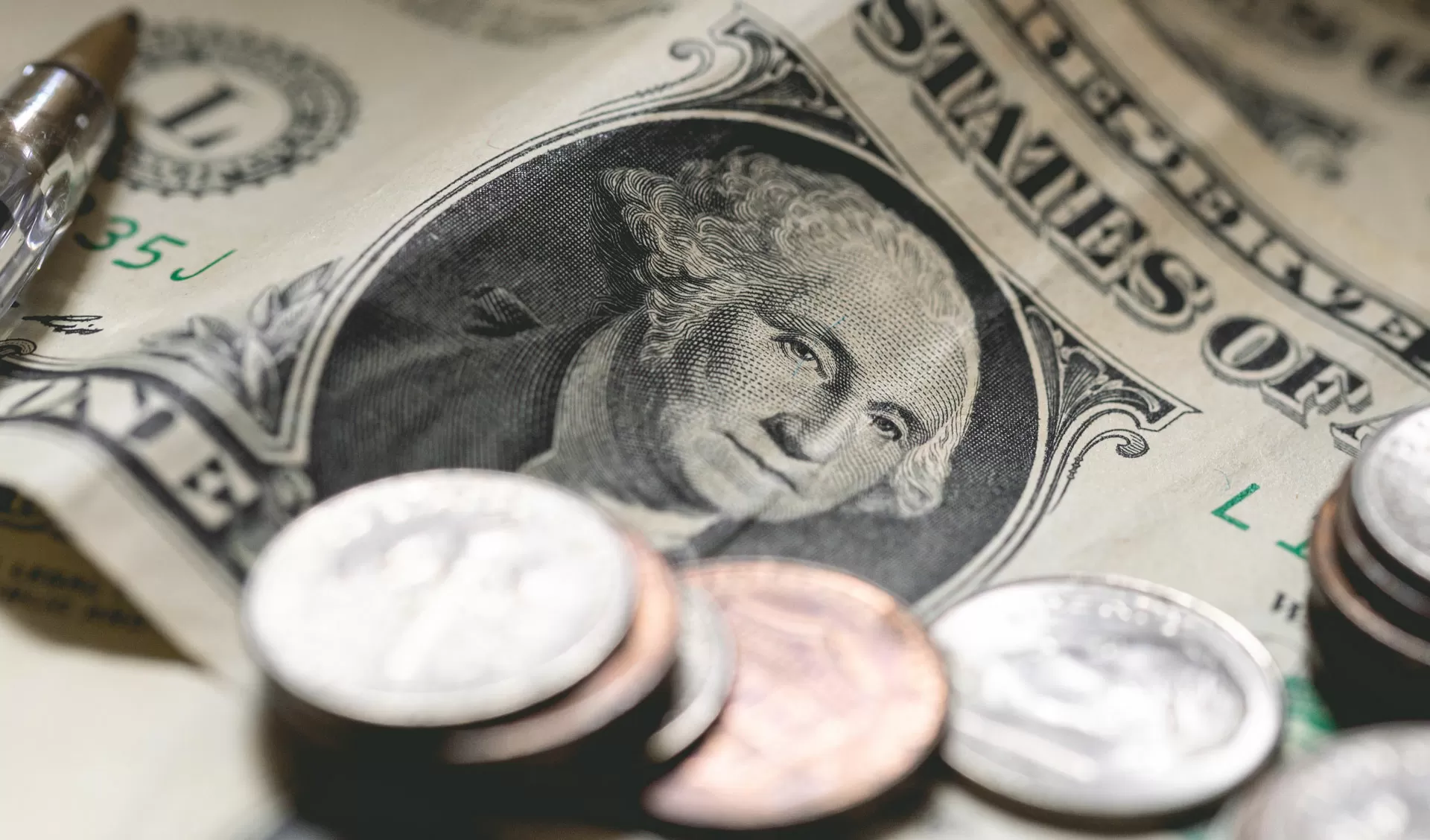 Dívida alta dos países está borrando limite das políticas fiscal e monetária, diz BIS