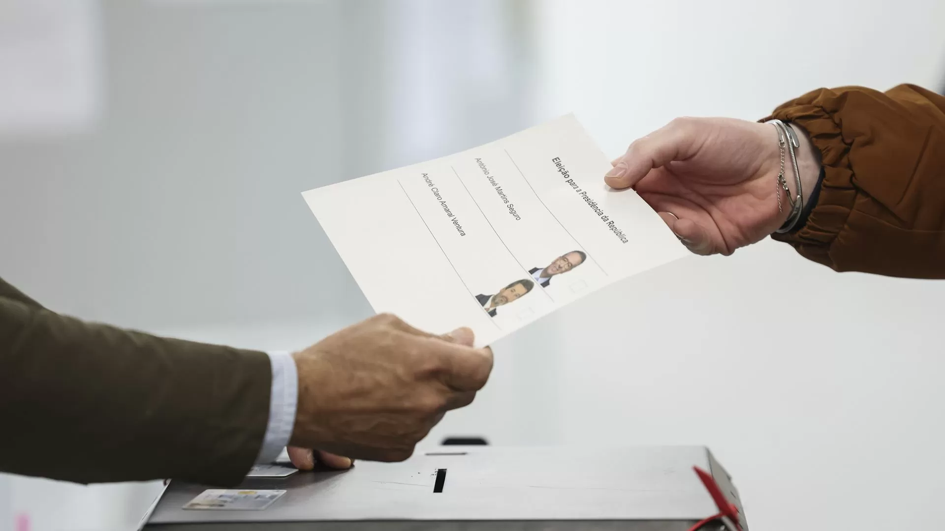 Abstenção na segunda volta ficou acima das eleições de 2001