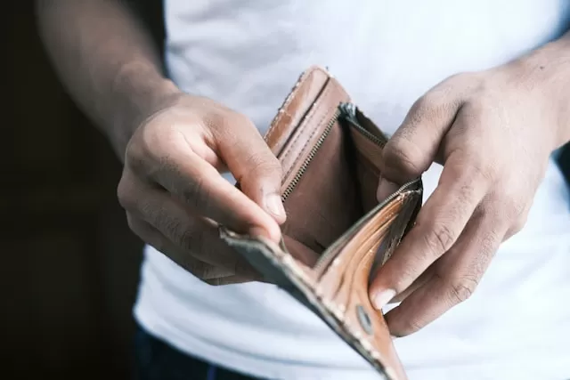 Brasileiro continuará no saldo devedor em 2026, com juro alto e menos emprego