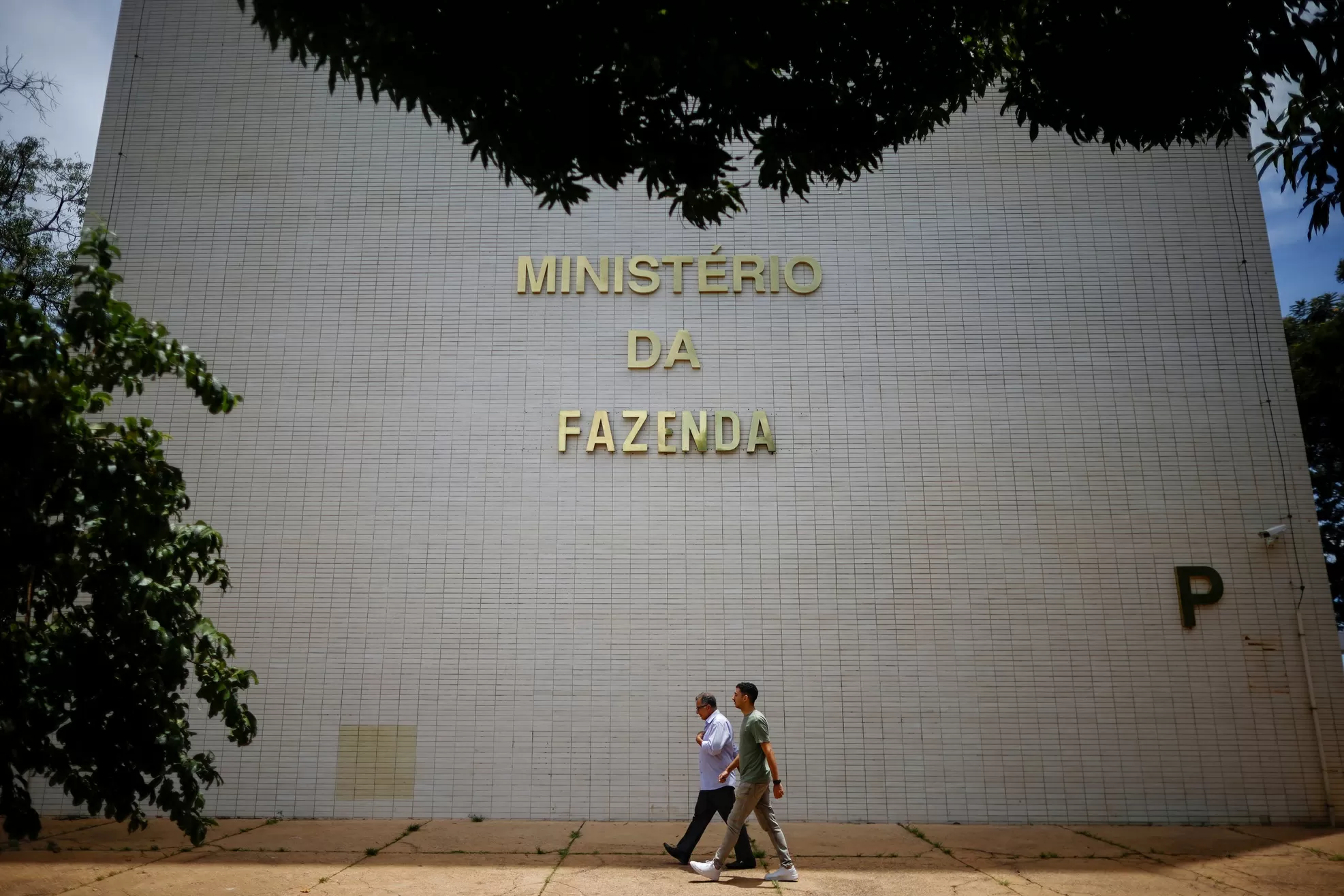 Governo brasileiro tem ‘aversão a controlar gastos’, diz Goldman Sachs
