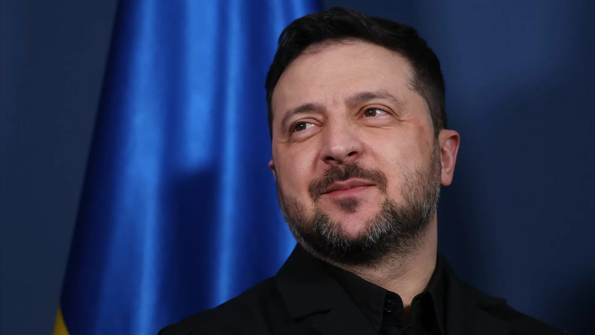 Zelensky anuncia próxima negociação trilateral de paz em março