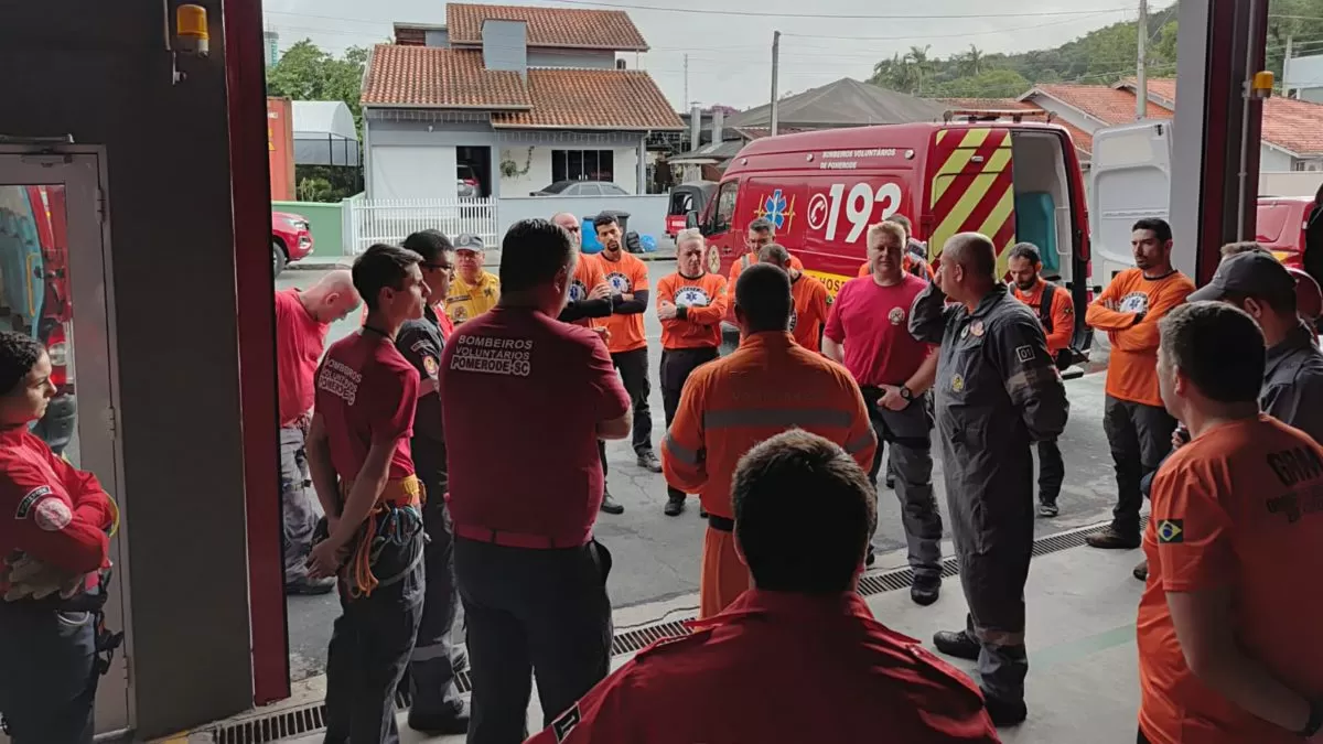 Bombeiros seguem para o 4º dia de buscas por homem desaparecido em Pomerode