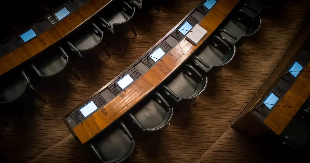 “Política: Transformação e Melhoria da Sociedade”