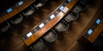 “Política: Transformação e Melhoria da Sociedade”