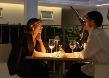 Praia Brava: o refúgio perfeito para casais apaixonados celebrarem o mês dos Namorados