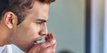 No lavarse los dientes puede causar impotencia sexual en hombres, según estudios