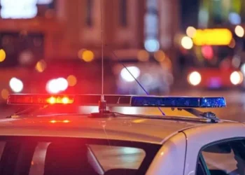 Em Navegantes, dono de bar tenta defender jovem de agressão mas acaba acertando tiro no rosto da vítima