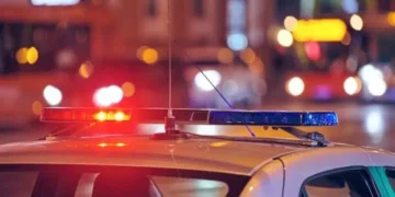 Em Navegantes, dono de bar tenta defender jovem de agressão mas acaba acertando tiro no rosto da vítima