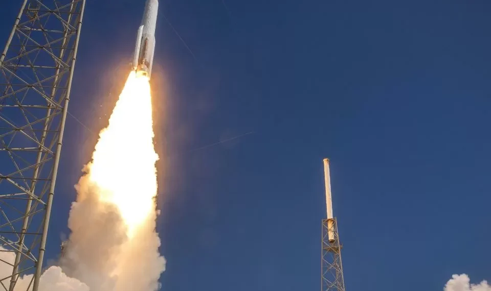 Salió el Starliner: la nave con la que Boeing le competirá a SpaceX ya alzó vuelo