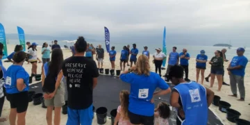 Na Semana do Meio Ambiente, Habitasul promove ação de limpeza na praia de Jurerê