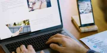 “Transformando a sociedade através de experiências positivas com negócios”