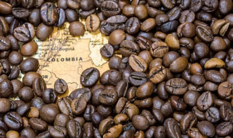 ¿Los ha escuchado? Los 3 mitos de café que dietistas recomiendan no creer