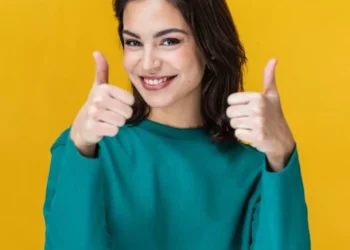 Las siete cosas que nunca hacen las personas mentalmente fuertes, según un experto