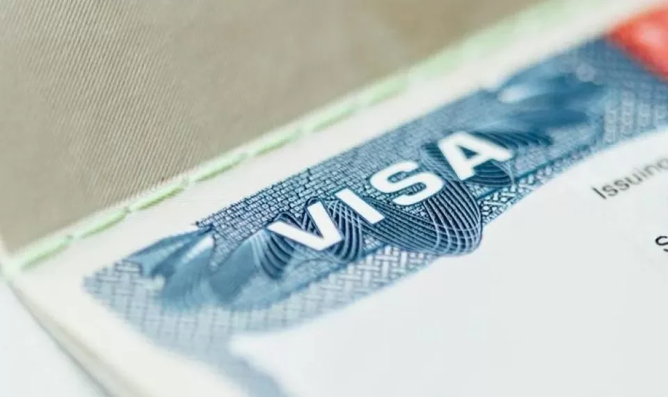 Quiénes pueden ingresar a EE. UU. sin tener visa y cuánto tiempo pueden durar