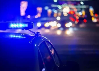 Adolescente é baleado pelo pai ao tentar defender a mãe em SC