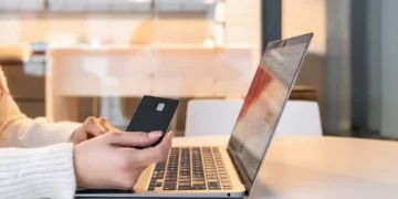 “TEODORO BASTOS DE ALMEIDA: Sucesso e Inovação nas Finanças”