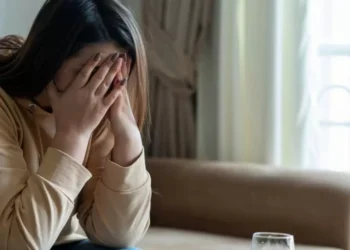 Los años más infelices de la vida en un ser humano, según la ciencia