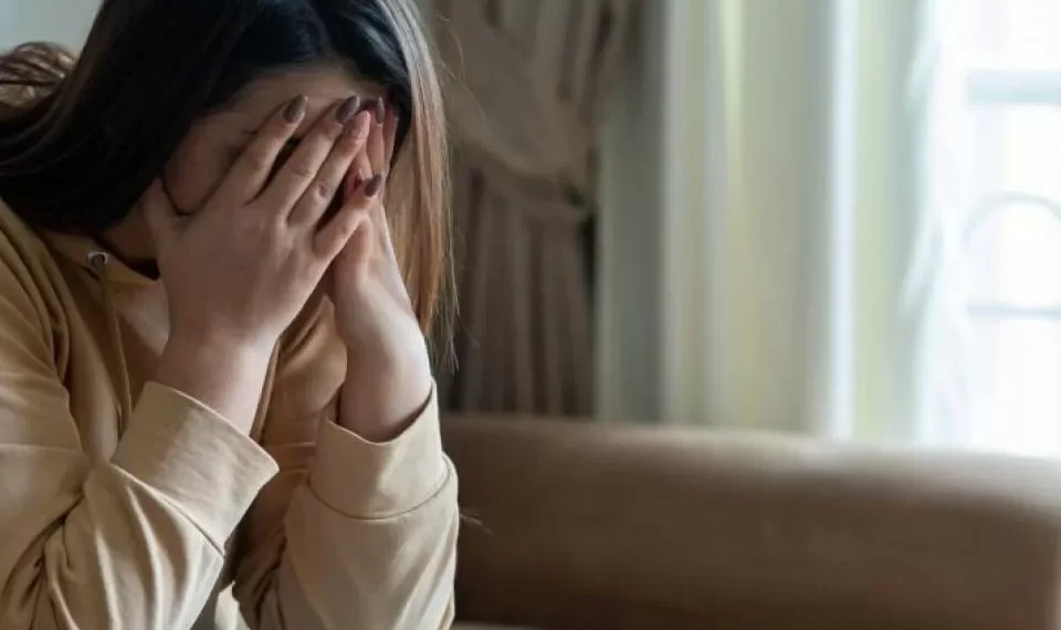 Los años más infelices de la vida en un ser humano, según la ciencia