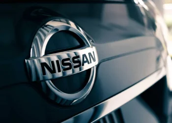Nissan cria ‘tinta fria’ para reduzir temperatura interna de veículos