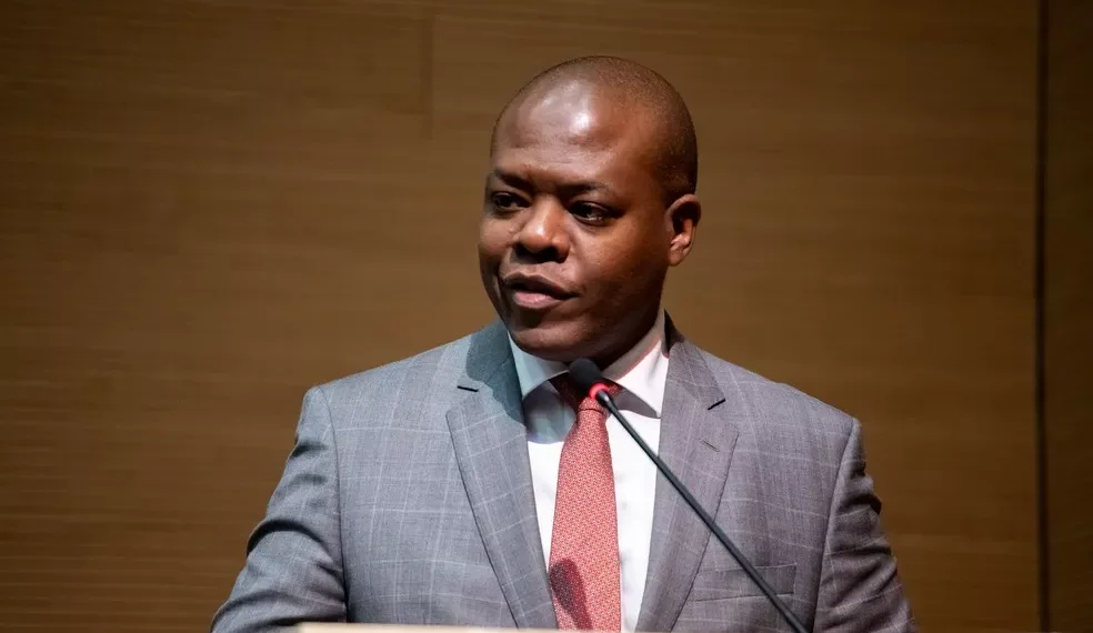 Ministro Silvio de Almeida é demitido após acusações de assédio sexual