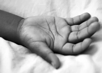 Criança de quase 2 anos morre após ser atropelada acidentalmente em Indaial 