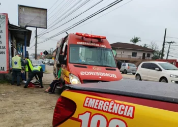 Em Gaspar, motociclista atropela adolescente de 17 anos
