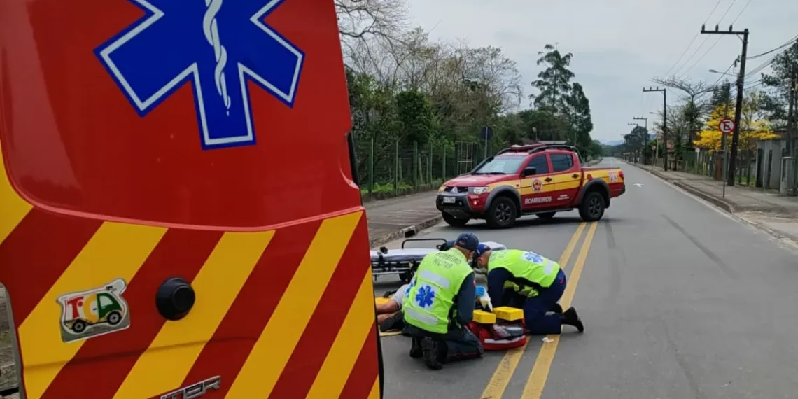 Motorista foge após colidir contra ciclista de 16 anos em Gaspar