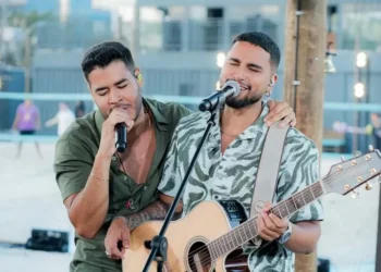 Dupla Danilo & Davi se apresenta na SHED Club, nesta sexta-feira