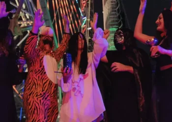 Balada de Halloween agita a Roda Gigante em Balneário Camboriú neste sábado