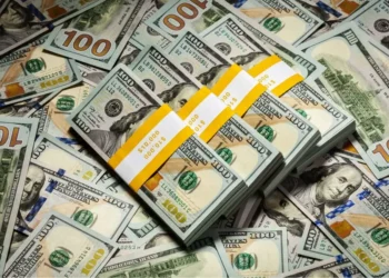 Riqueza dos bilionários cresceu mais que mercados acionários em 10 anos, diz estudo