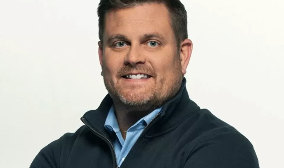 ¿Quién era Brian Thompson, el CEO de UnitedHealthcare que fue asesinado en Manhattan?