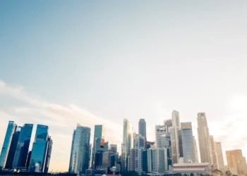 “O Futuro do Mercado Imobiliário: Experiências de Olivia Traven”