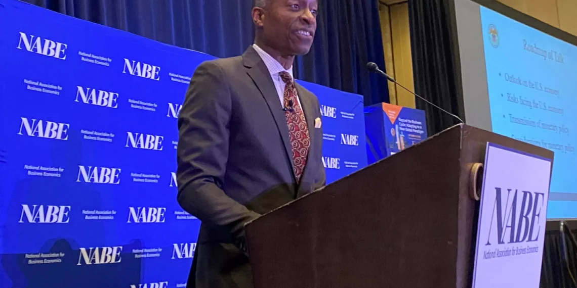 Vice do Fed diz que IA tem acelerado reações do mercado às mensagens do banco central