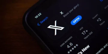 X negocia para levantar US$ 44 bilhões com investidores