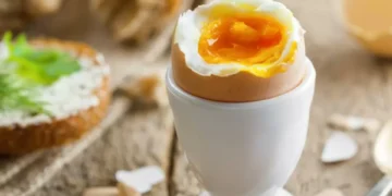 Esta es la mejor manera de hervir un huevo, de acuerdo con la ciencia