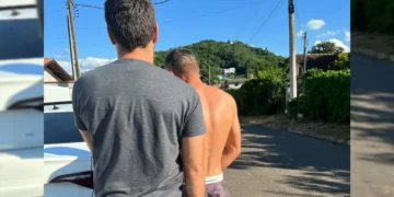 Homem de 22 anos é preso em Indaial suspeito de tráfico de drogas