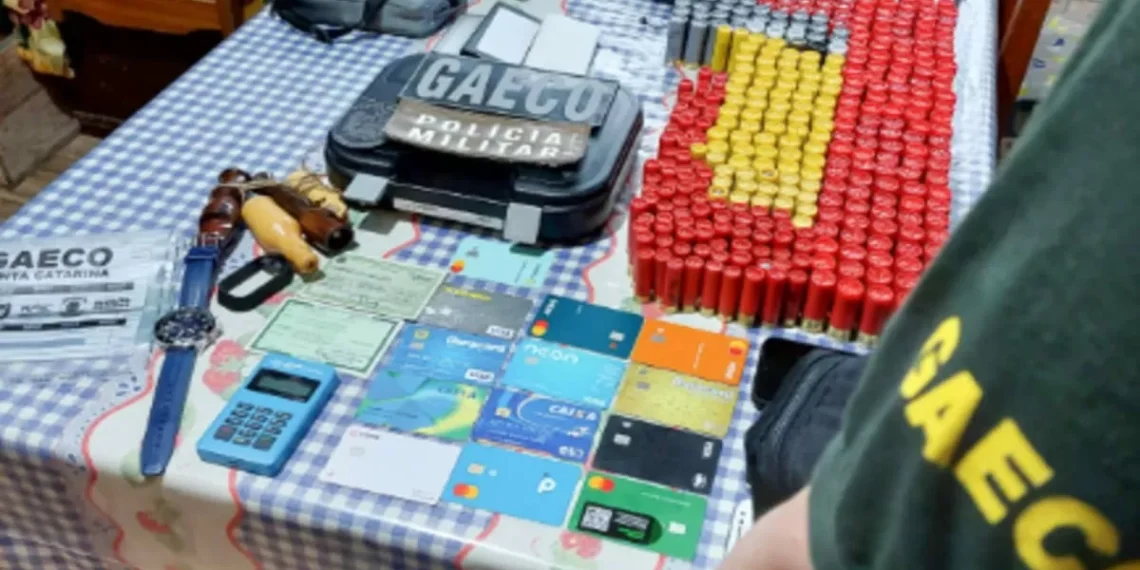 Justiça condena grupo criminoso por golpes virtuais em SC; penas somam mais de 2 mil anos de prisão