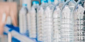Si toma agua en botella, tenga en cuenta esta recomendación para su salud
