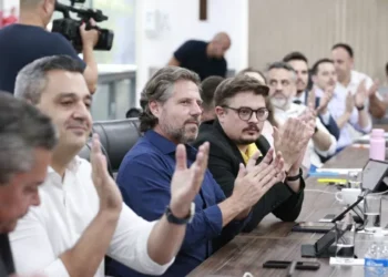 Câmara de Blumenau arquiva projeto que criaria 7 cargos comissionados