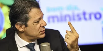 Isenção do IR até R$ 5 mil passará no Congresso, mas haverá debate, diz Haddad