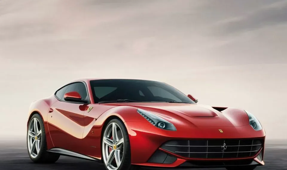 Ferrari prevé aumentar hasta un 10% el precio de sus carros en EE.UU por los aranceles