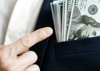 ¿Cuántos multimillonarios surgieron en el último año?