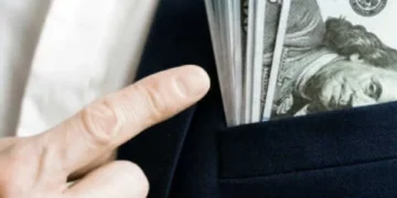 ¿Cuántos multimillonarios surgieron en el último año?