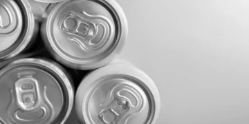 Homem arranca nariz de outro com mordida por conta de latinhas em Itajaí 