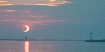 Atento: habrá un ‘doble amanecer’ en marzo por el eclipse solar este sábado 29