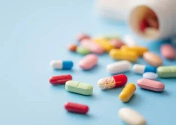 Si parte las pastillas para poder tomárselas, debe dejar de hacerlo por esta razón