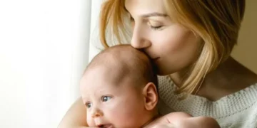 El secreto detrás del olor a bebé: ¿qué lo causa y por qué desaparece al crecer?
