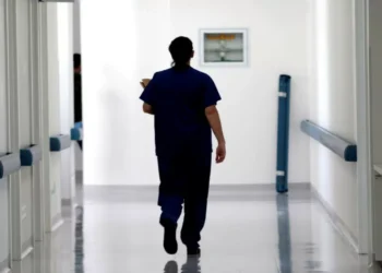 SC sanciona lei que garante direito à visita virtual para pacientes internados